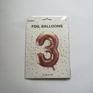 Folinis  balionas skaičius – „3“